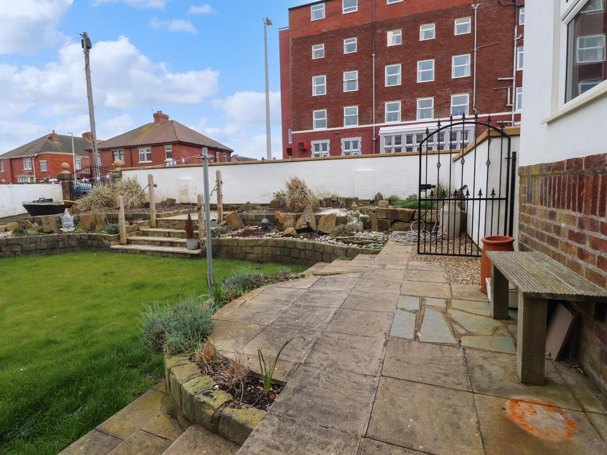 12 Pennystone Road Villa Blackpool Bagian luar foto